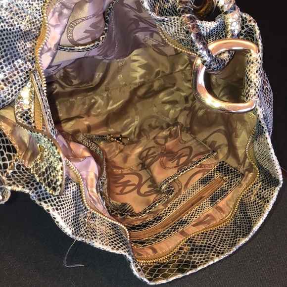 Michael Kors Python 🐍 shoulder bag⭐️ Make offer!! - Picture 5 of 8